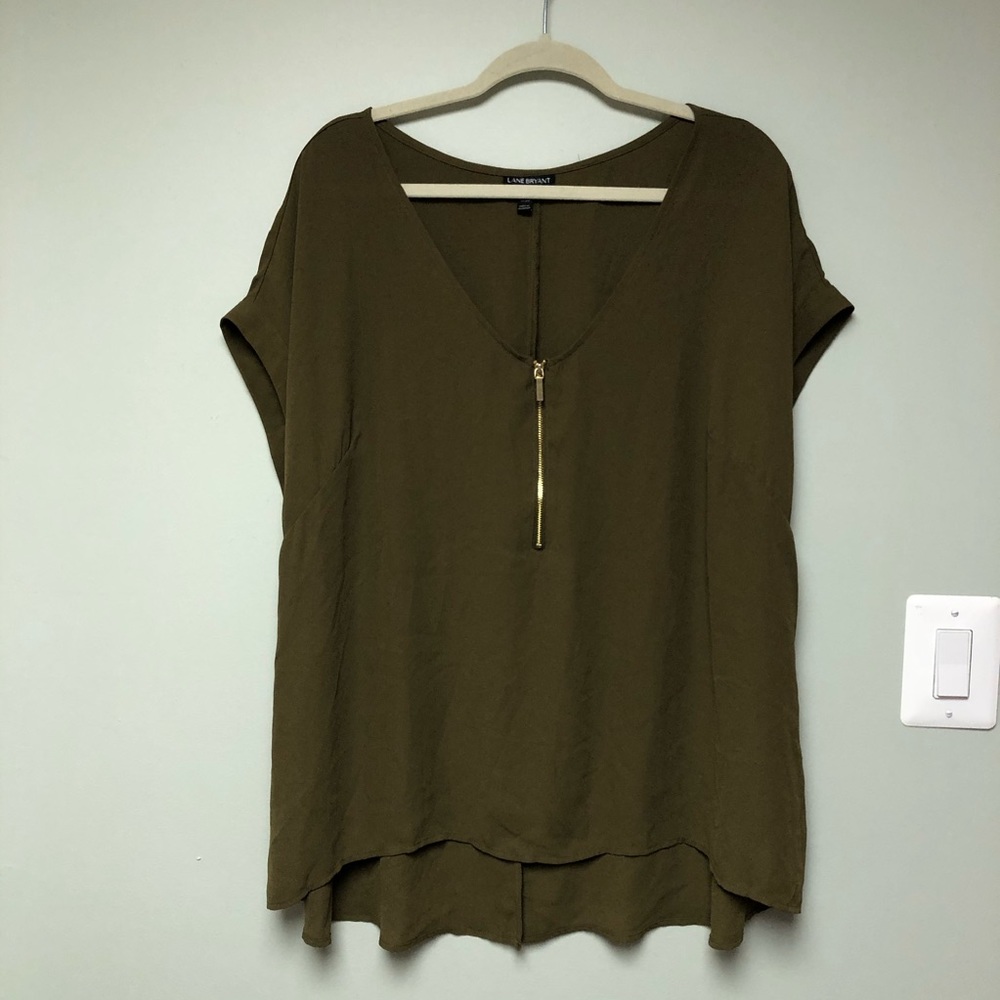 Plus Size Green Zipper Blouse Size 18/20